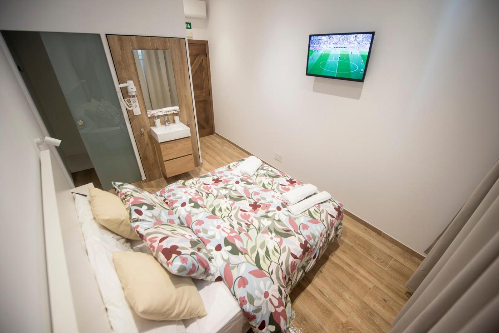 Talieiro Hostel *